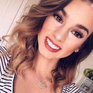 Meet your Posher, Ariel